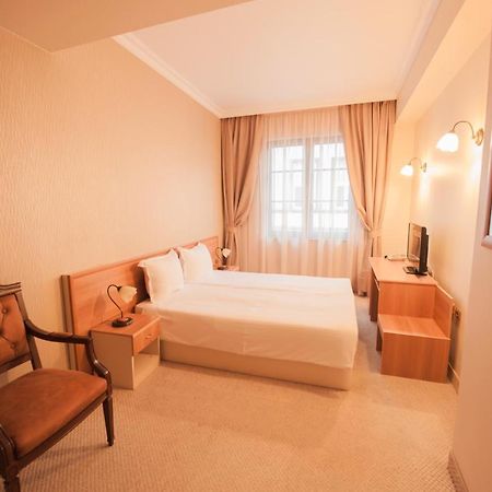 Hotel Central Svilengrad Luaran gambar