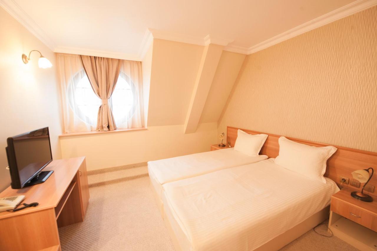Hotel Central Svilengrad Luaran gambar