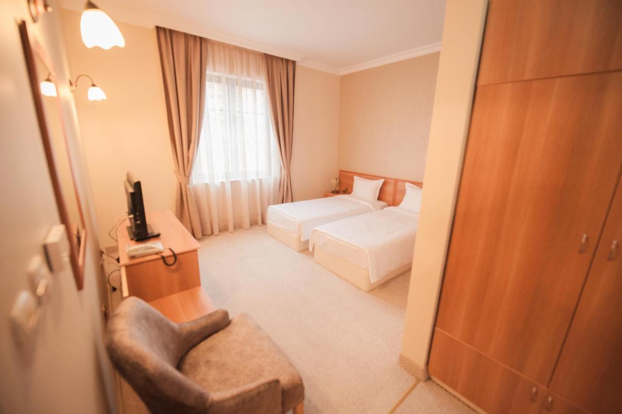 Hotel Central Svilengrad Luaran gambar