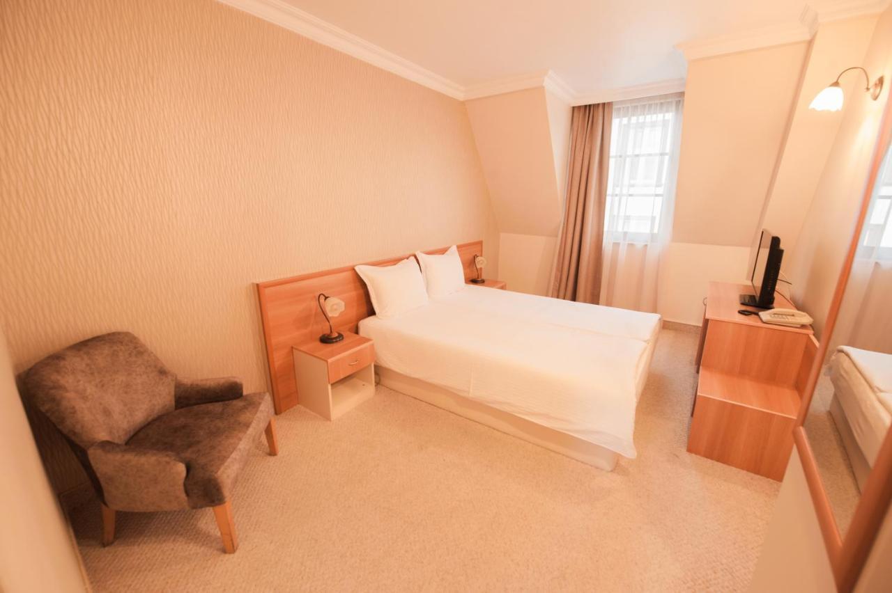 Hotel Central Svilengrad Luaran gambar